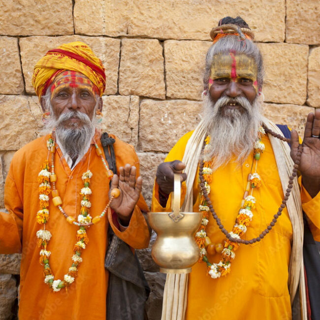 Eastwind Holidays - Prêtres Jains, Inde